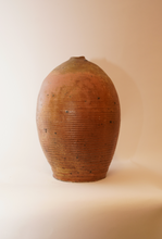 Load image into Gallery viewer, French Broken Top Vase
