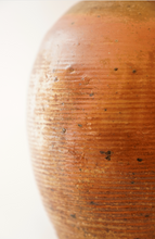 Load image into Gallery viewer, French Broken Top Vase
