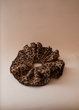 Load image into Gallery viewer, Leopard Print Jumbo Scrunchie
