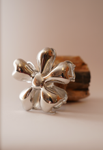 Load image into Gallery viewer, Silver Flower Hair Clip
